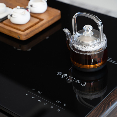 Tabla de doble puerta inteligente personalizada Mini Bar Cestuario de nevera con mesa de café multifuncional