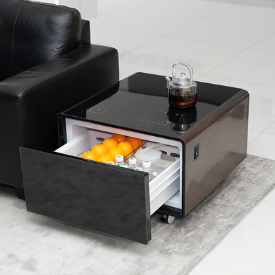 Consumo de energía 0,32 KWh/24h Mesa de café inteligente con pantalla táctil y nevera