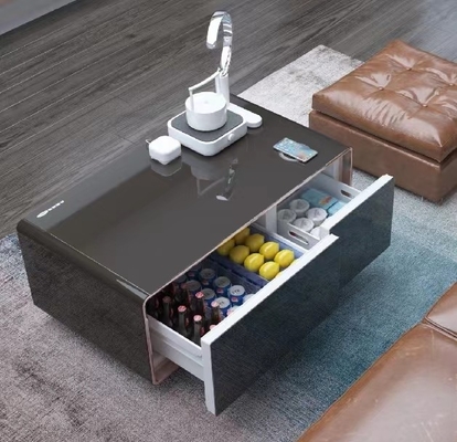 Mesa de oficina con cargador inalámbrico